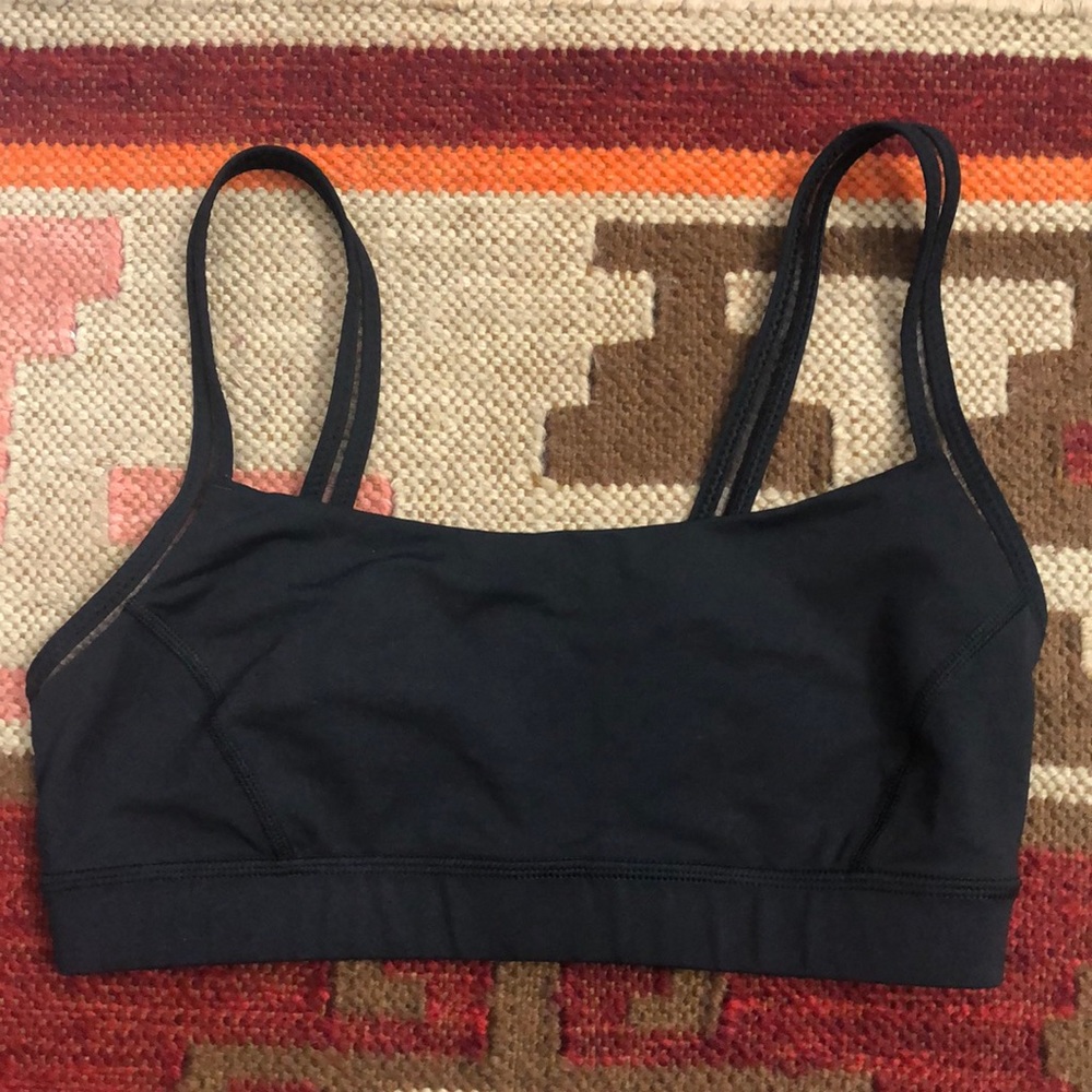 Lululemon top size 6